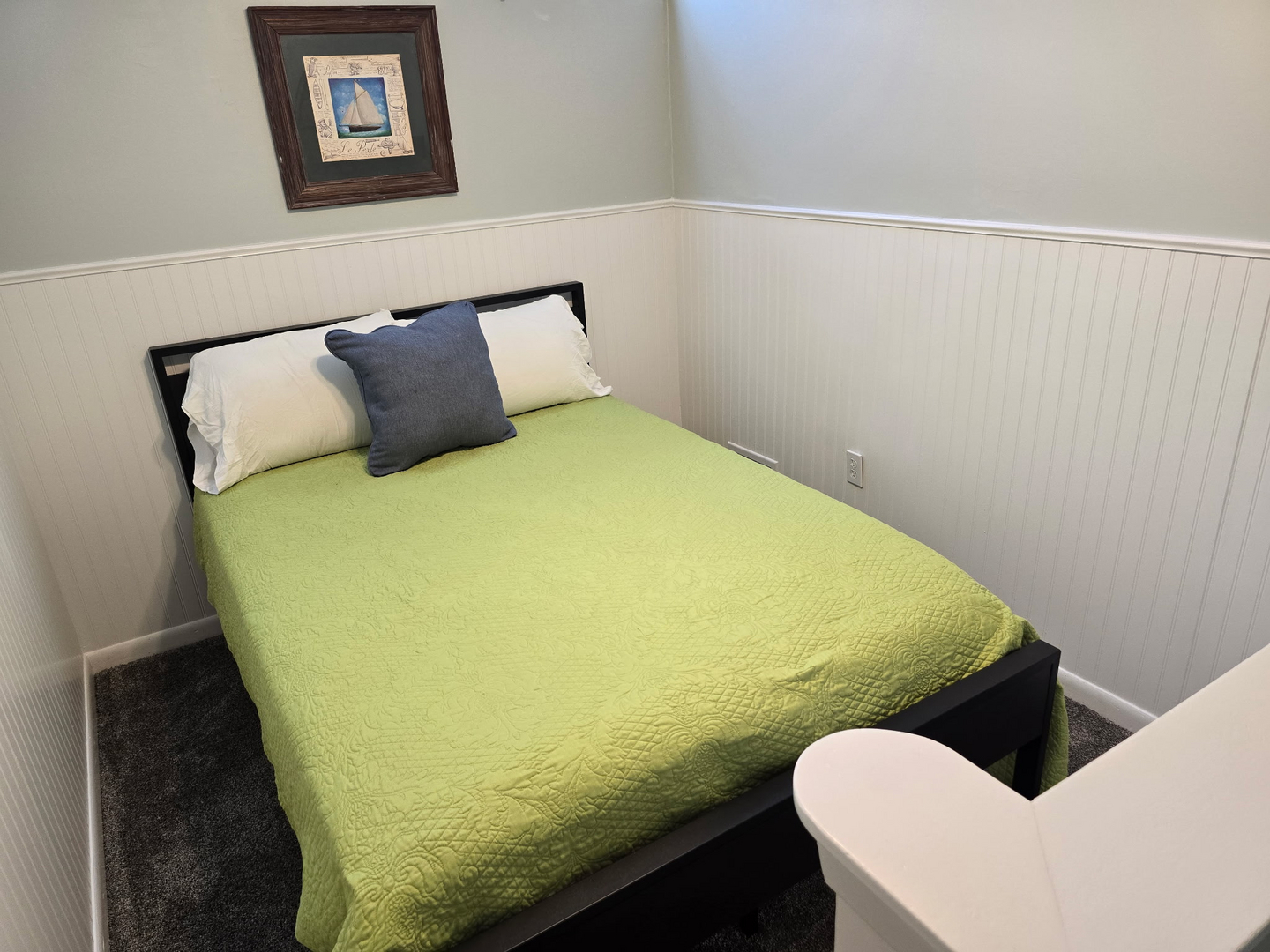 22f8487f6c2cd045933381aca7fa0aa1