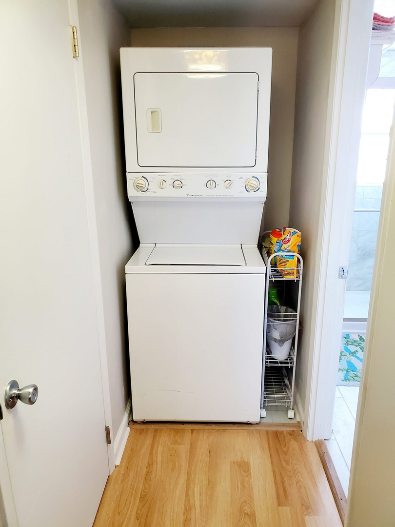 bbac2e4b8422413e94cb48a0e7bcb869